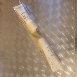 Mary Kay Satin Lips: Lip Mask and Lip Balm